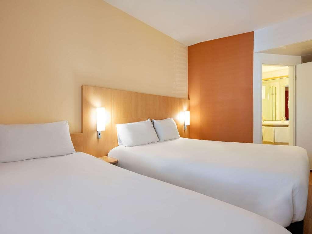 Ibis Lausanne Centre Habitación foto