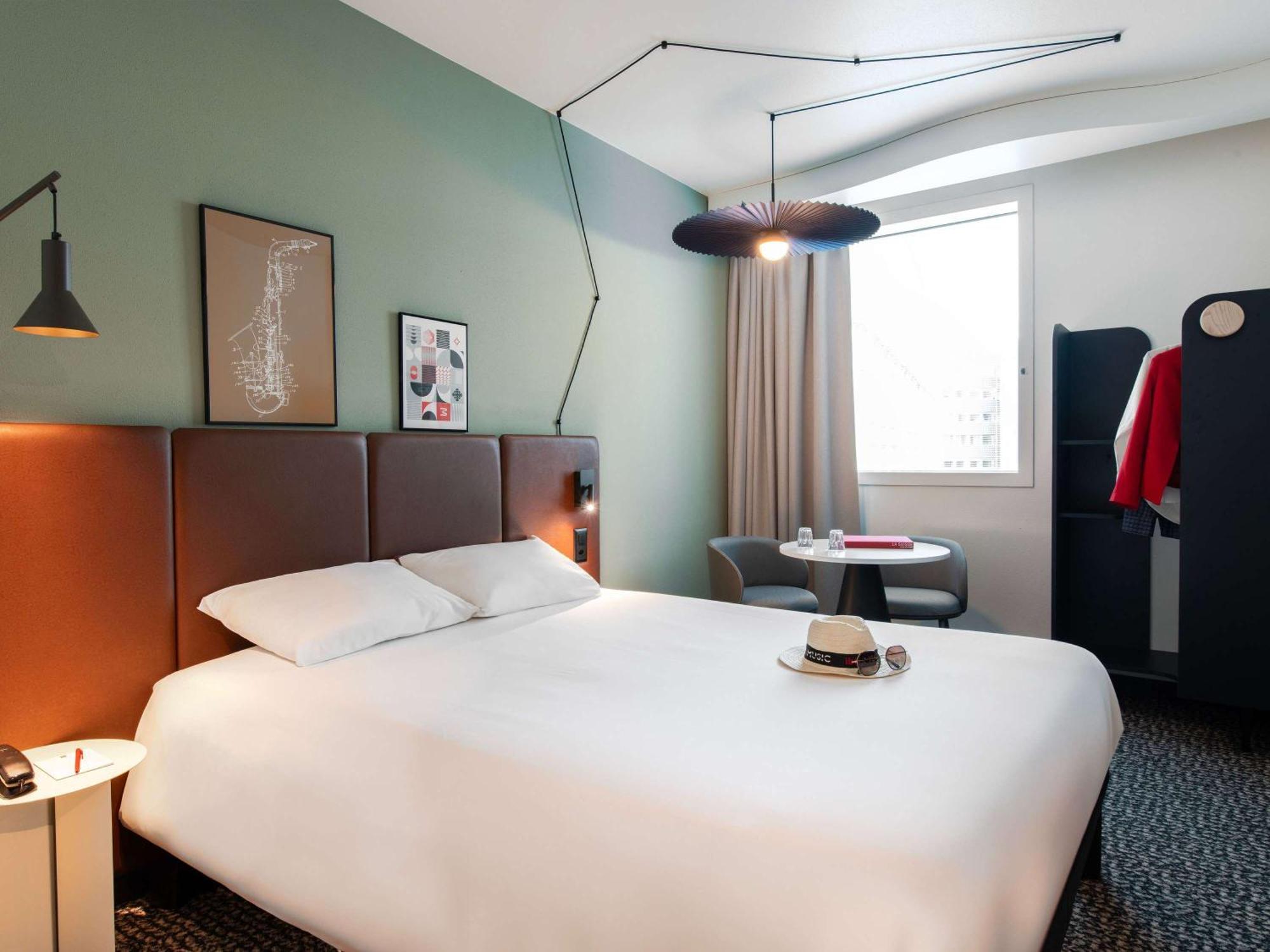 Ibis Lausanne Centre Exterior foto