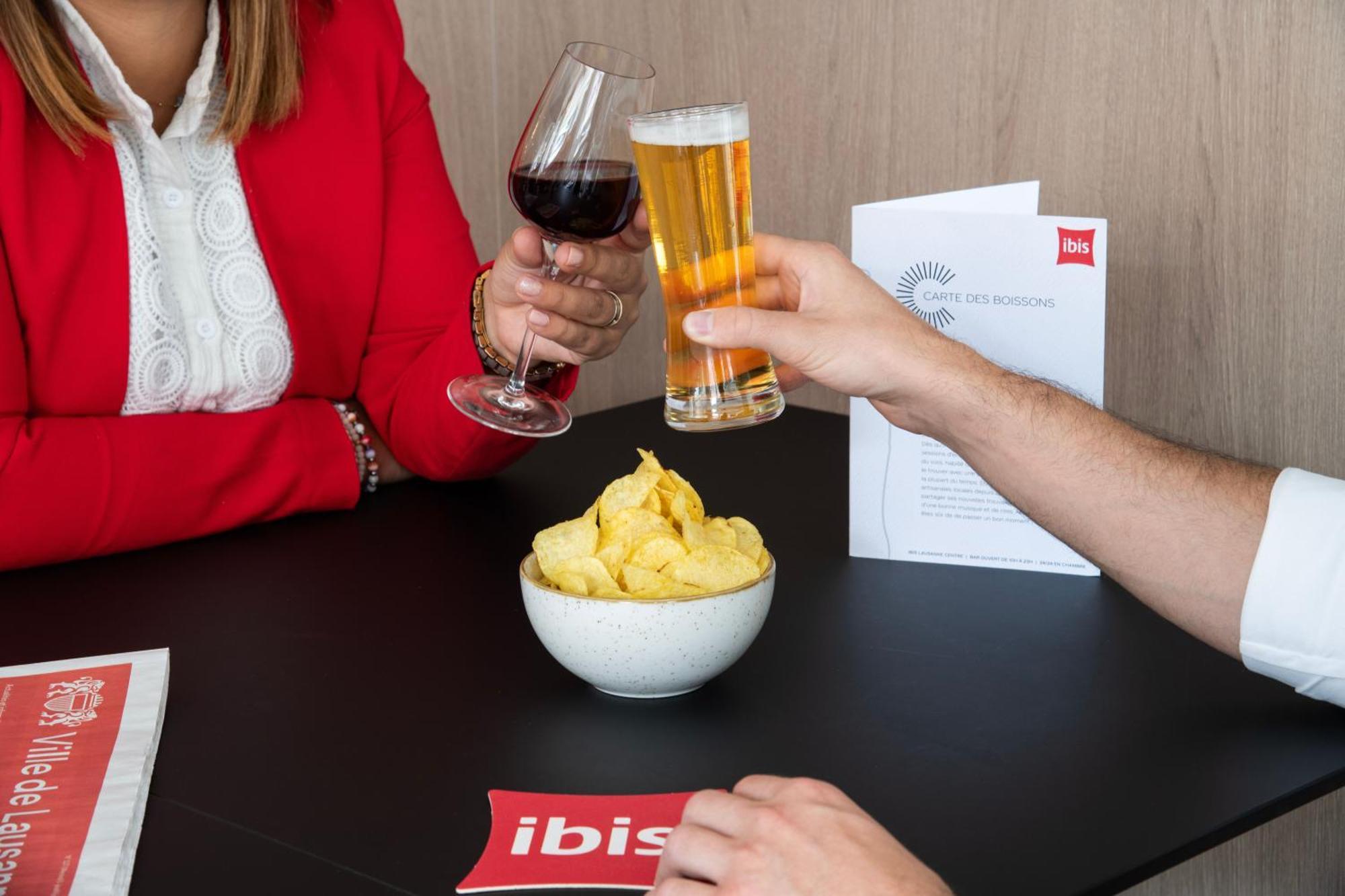 Ibis Lausanne Centre Exterior foto